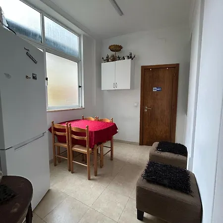 Barato E Simples Centro Homestay